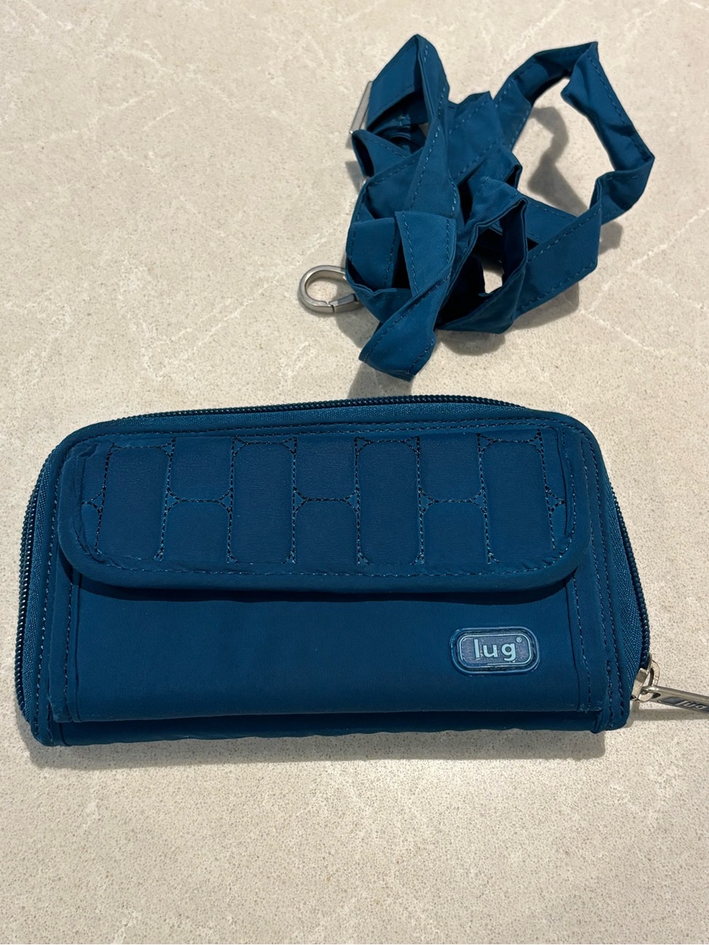 Lug Tango Quilted Convertible Crossbody Wallet Ocean Teal Blue Detachable Strap